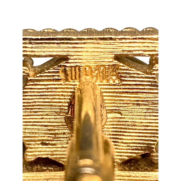 Vintage Swank 60s Cufflinks Chartreuse Green Moonglow Lucite Gold Tone Mesh Wrap - Picture 4 of 8